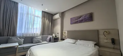 Yijia 365 Chain Hotel (Shijiazhuang Yitang Subway Station Branch) Hotel in zona Shijiazhuang Transportation School