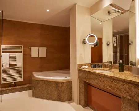 H4 Hotel Hannover Messe Hotels in Laatzen