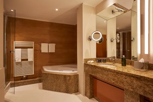 H4 Hotel Hannover Messe Các khách sạn ở Laatzen