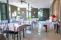 Judy Park & Resort Buriram Hotels near Thai Watsadu