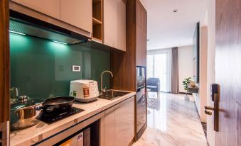 Luxe Paradise Suites Hotel Hoang Cau