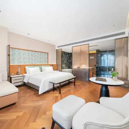 Yining Yijing Hotel (Six Star Street Scenic Area Branch)