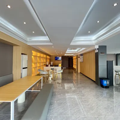 Guangzhou Meiman Lizhi Hotel (the Pearl River Hospital) Hôtels à proximité de : Stade Yanzigang