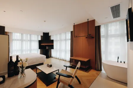 Xiamen Aston S Hotel (Xiang'an New City Branch) Отели рядом с достопримечательностью «Dadeng Island»