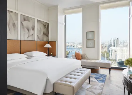 Park Hyatt London River Thames Отели рядом с достопримечательностью «Айленд Гарденс»