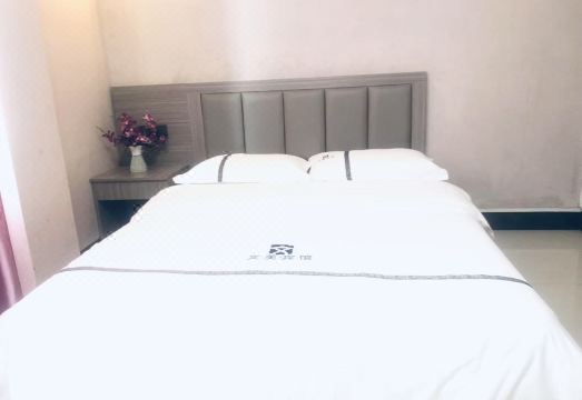 Beihai Wenmei Hotel (Qiaogang Style Street) Hotel Overview