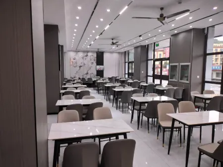 Ruifeng Hot Spring Hotel