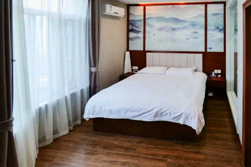 ElanHotel Hotels in Dongfeng