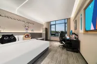 Love E-sports Hotel (Tiantai Mountain Station Tiantai Passenger Terminal Branch)