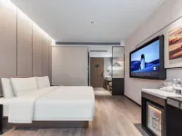Atour Hotel Wuxi Yuantouzhu Scenic Area Mixc Hotels near Yangming Station