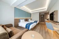 Elong R.YUN Hotel (Huayin Huashan Scenic Area Visitor Center Huashan North Station)