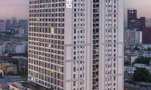 Deer oriole Hotel (Wanxianghui Eight Dajiu Store)