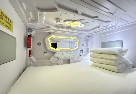 스퀸트 캡슐 호텔 이미지2