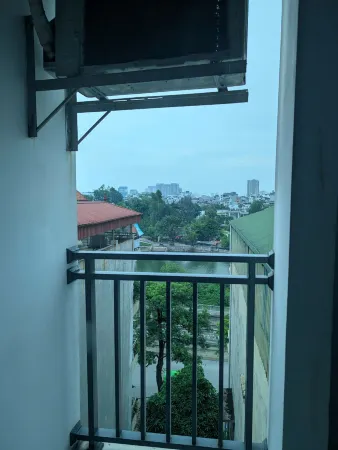 Era Apartment Kim Ma Отели рядом с достопримечательностью «Thu Le Park»