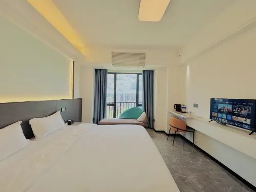 Huasha Apartment