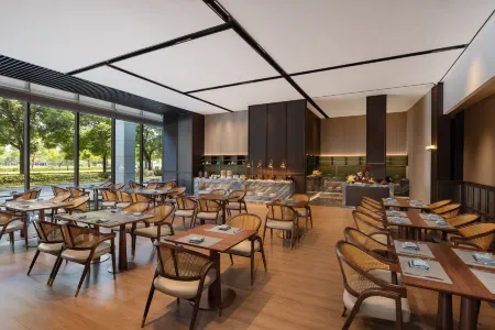 Days Hotel by Wyndham Suzhou Dushu Lake Отели рядом с достопримечательностью «Ye Shengtao Memorial»