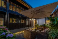 Haven Alley · Song Family Garden Designer’s Retreat (Minfu Branch, Ancient City of Lijiang) - Jacuzzi