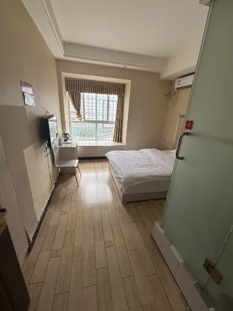 Tongjiang Hongxu Hotel