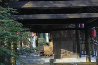 Xinyang Songlin Garden Homestay - Mountain view