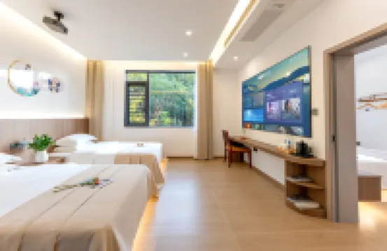 Panshan Yunlus Homestay (Huangguoshu Waterfall Scenic Area Store)