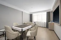OKDAY Hotel (Royal Diwang Plaza, Lengshuitan, Yongzhou) - parking