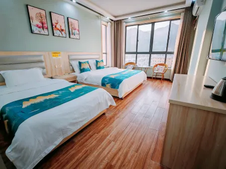 Yunqi Hotel (Taibai Mountain National Forest Park - Longfeng Plaza) Отели рядом с достопримечательностью «Red River Valley»