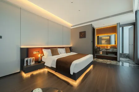 WUYOO  Designer  Hotel Отели рядом с достопримечательностью «One Country Two Systems Beach»