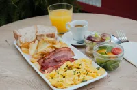 YellowSquare Milan - breakfast