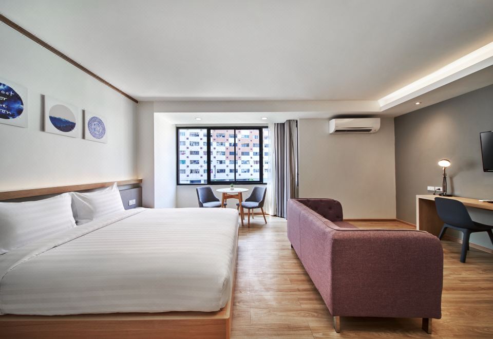 프롬 호텔 전경 또는 주변 지역