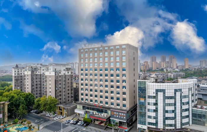 Aozhong Hotel