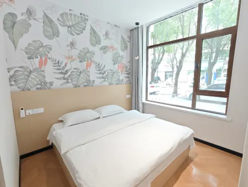 Weiduo Apartment (Liaoyang Railway Station)