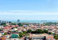 The Shore l Luxury 3BR l 6-9pax l Direct Mall Access l Jonker Street by Jay Stay Management