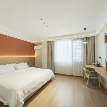 Fountain Hotel (Mengzi Nanhu Park Branch)