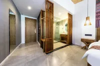 Banshan Yueshe Theme Art Holiday Hotel - balcony