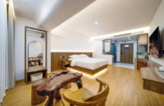 Weitong Julijing Apartment (Xishuangbanna Jinghong Daixiang Water City)