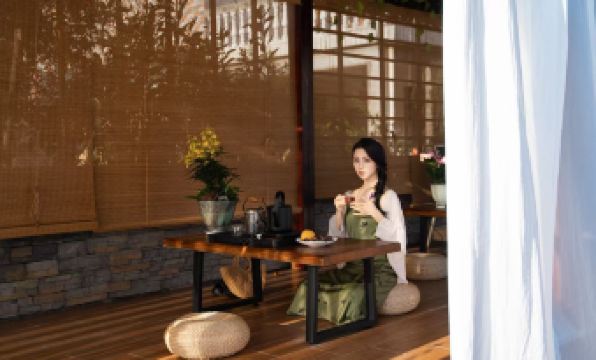 Floral Nanshan Yisu Homestay (Lushan Scenic Area Donglin Buddha)