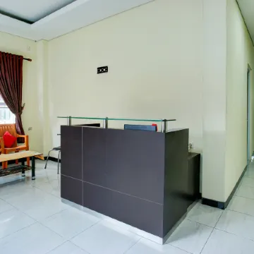 Hotel O Palembang near Palembang City Center Mall formerly Kostel 97 Отели рядом с достопримечательностью «Река Муси»