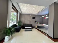 Wanzai Longhu Business Hotel - 2-Star