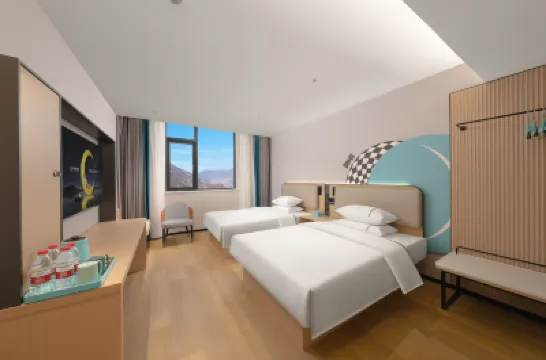 ซิตี้ คอมฟอร์ต อินน์ ซีซีอินน์ จิ่วจ้ายโกว ในเขตปกครองตนเองอาปา จั้งและเฉียง โรงแรมในจิ่วจ้ายโกว