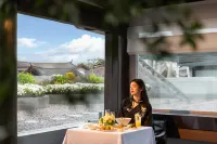 LandGaze • StarSweep | 180-Degree Snow Mountain View Guesthouse (Basan Ancient Town Branch) - Breakfast