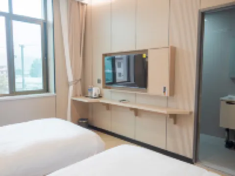 Lixian Chenxin Hotel Hotels in Li County