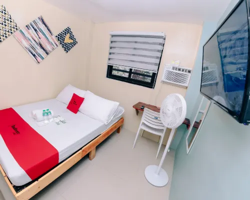 RedDoorz near Mariners Legazpi Hotels in Legaspi