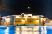 八大洲樹頂飯店，桑給巴爾 - 酒吧