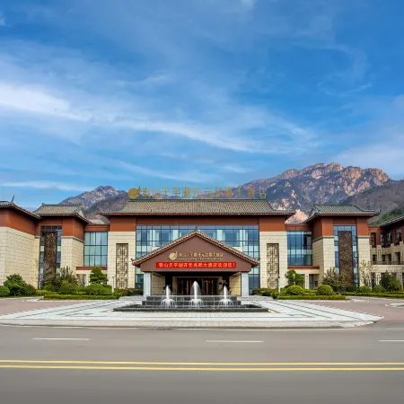 Grand New Century Tianpinghu Taishan