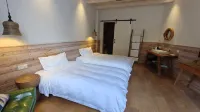 Xiang Xu Zhang Valley Inn