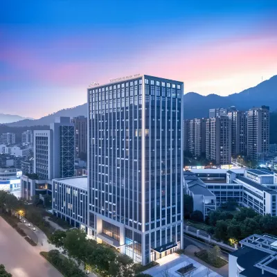 Home Inn Plus Jiande Xin'an River Riverside‌ Hotels near Lovers Valley Scenic Area