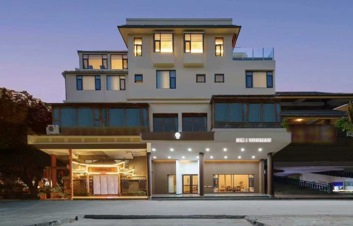 Yunman Hotel