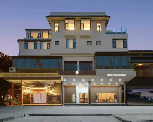 โรงแรมหยุนแมน โรงแรมในซินผิง