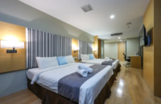 Empire Suites Subang by Mana Mana
