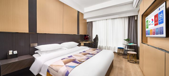 Ant · Lightyear E-Sports Hotel (Bengbu Yintai Wanda) Hotels in Bengbu